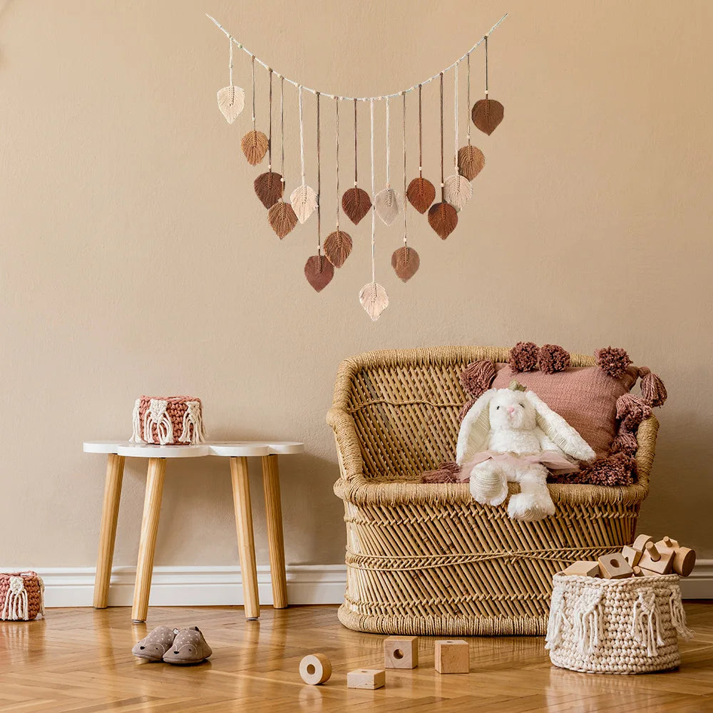Boho Macramé Leaf Garland