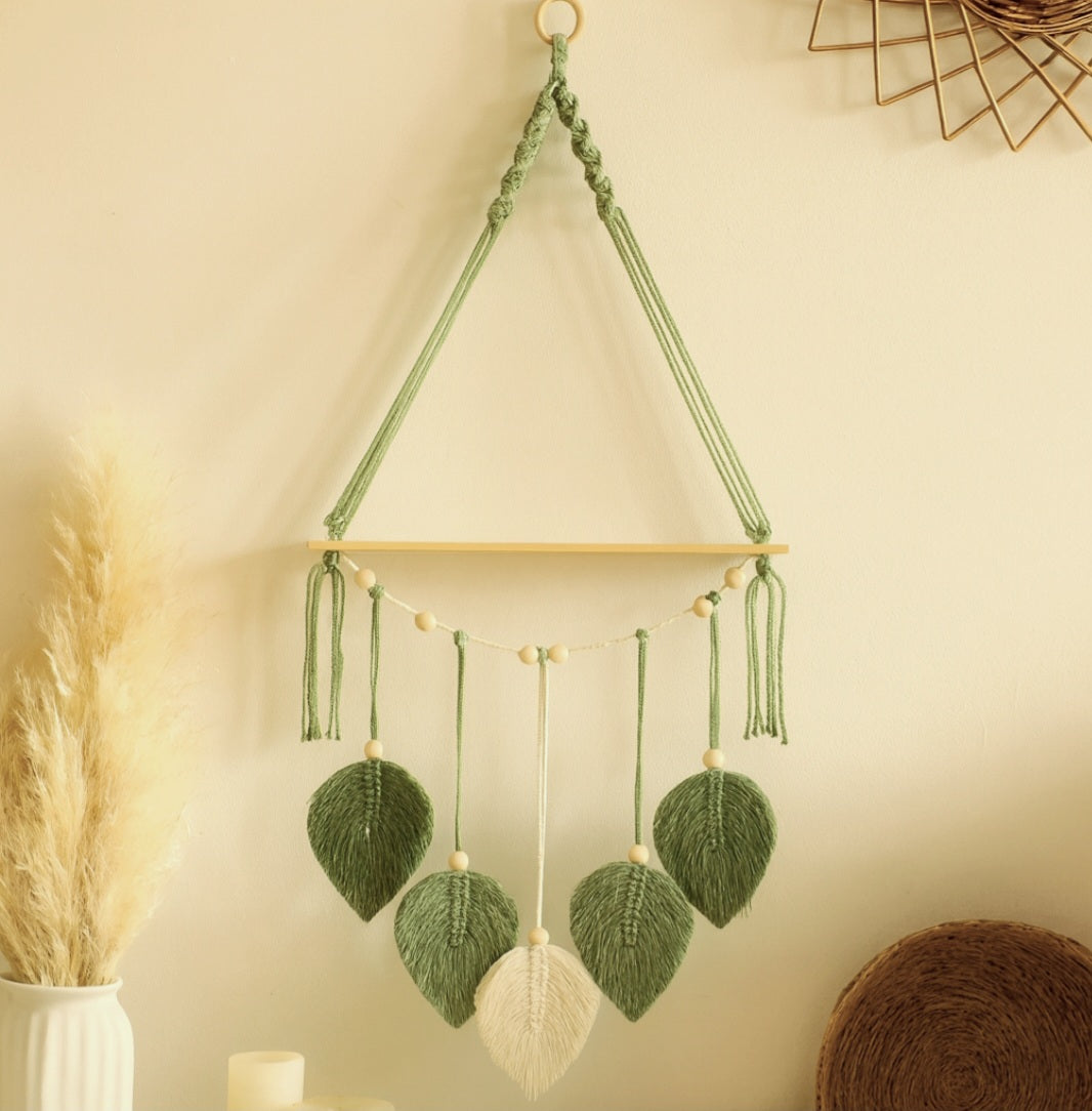 Boho Leaf Macramé Hanging Shelf